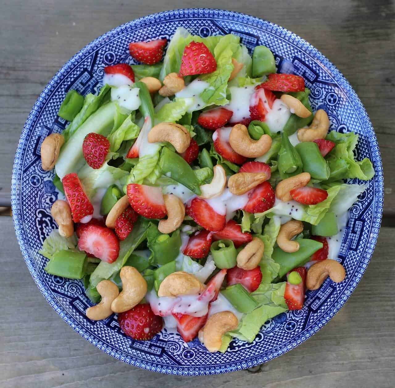 strawberry chicken poppy seed salad